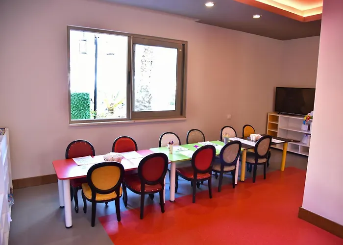 Resort Royal Dragon Side