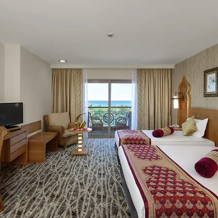 Royal Dragon 5* Сиде