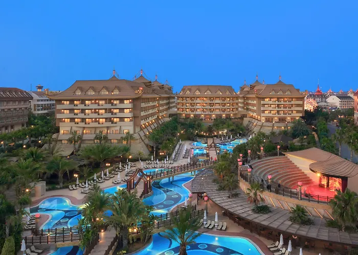 Royal Dragon Resort 5*