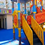Курортний комплекс Royal Dragon 5*