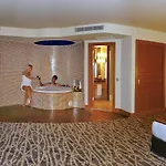 Royal Dragon Курортний комплекс 5*