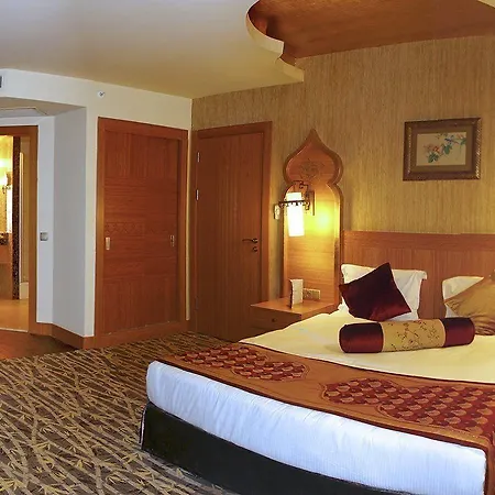 Royal Dragon Resort Side