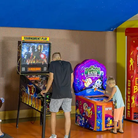 Rezort Royal Dragon Side