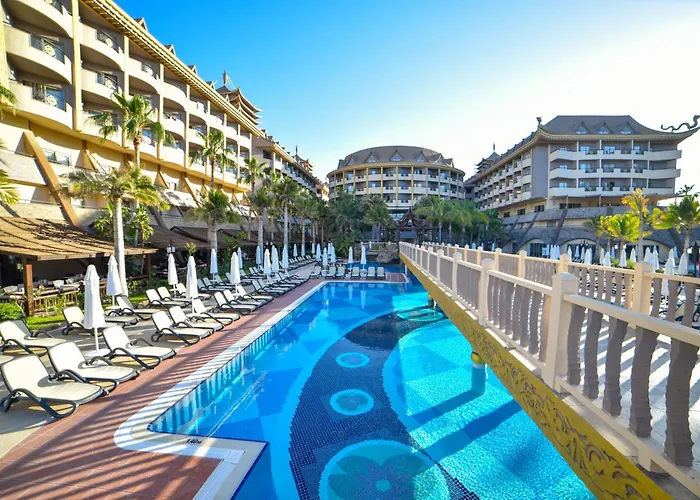 Royal Dragon 5* Side