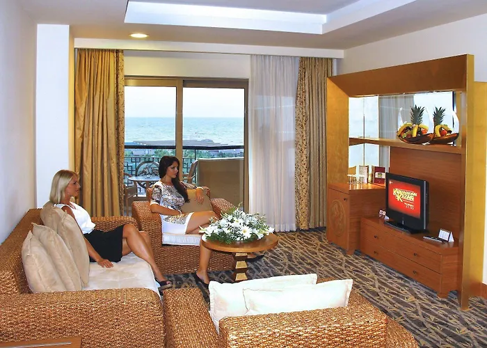 رويال دراغون منتجع